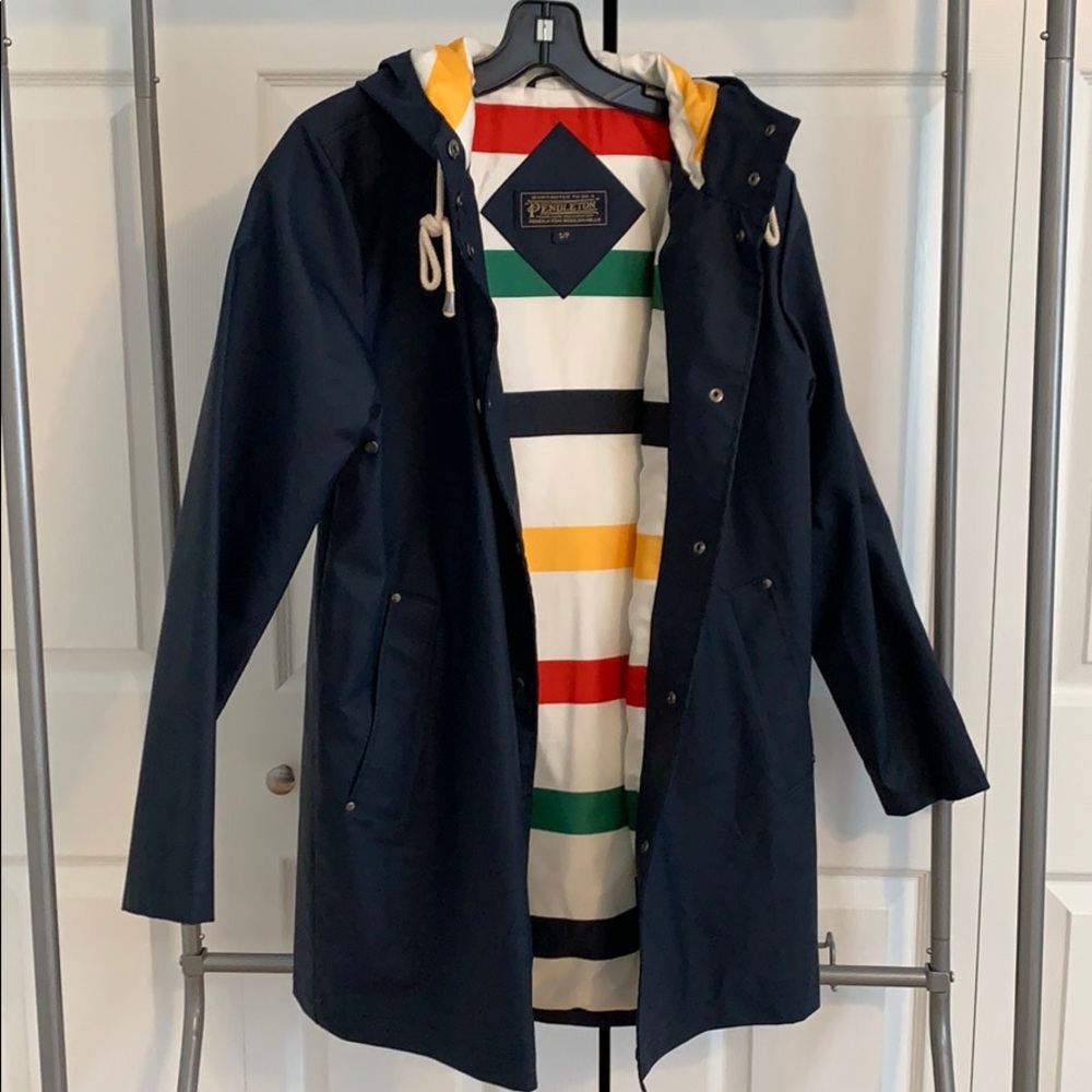 Pendleton Navy Hooded Jacket with Multicolor Striped Lining